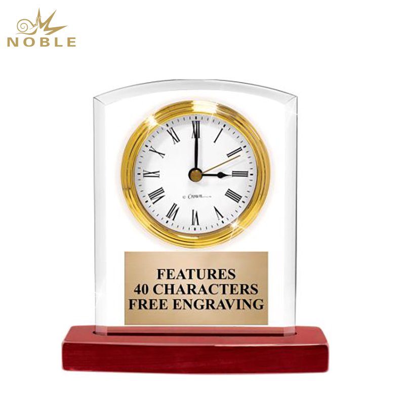 Noble Manufacturer Crystal Glass Clock Business Gift Customized Bespoke Logo Office Decoration Trophy Award Hand Craft