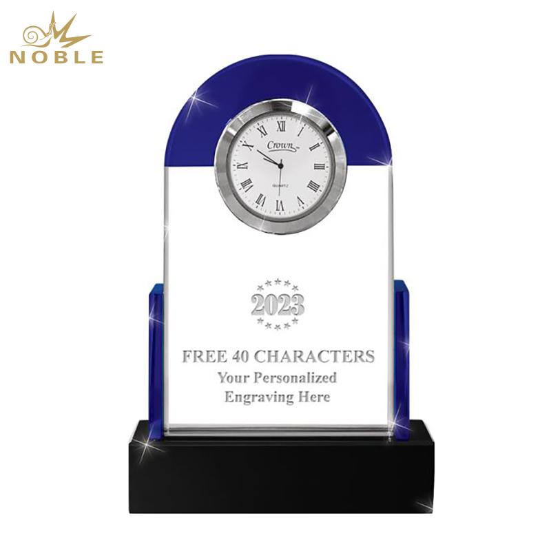Noble Manufacturer Blue Crystal Glass Clock Business Gift Customized Bespoke Logo Office Decoration Trophy Award Hand Craft