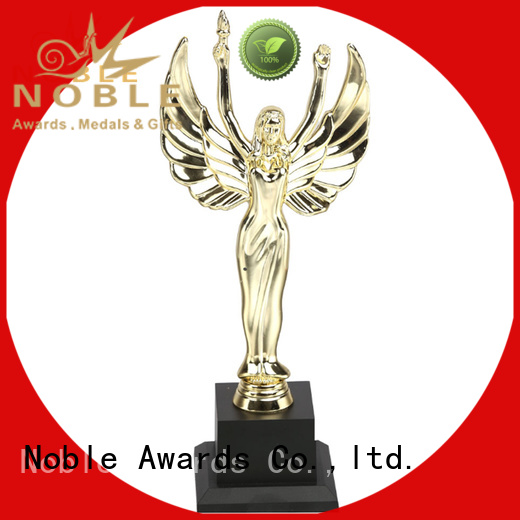 Noble Awards Transparent glass trophy OEM For Sport games