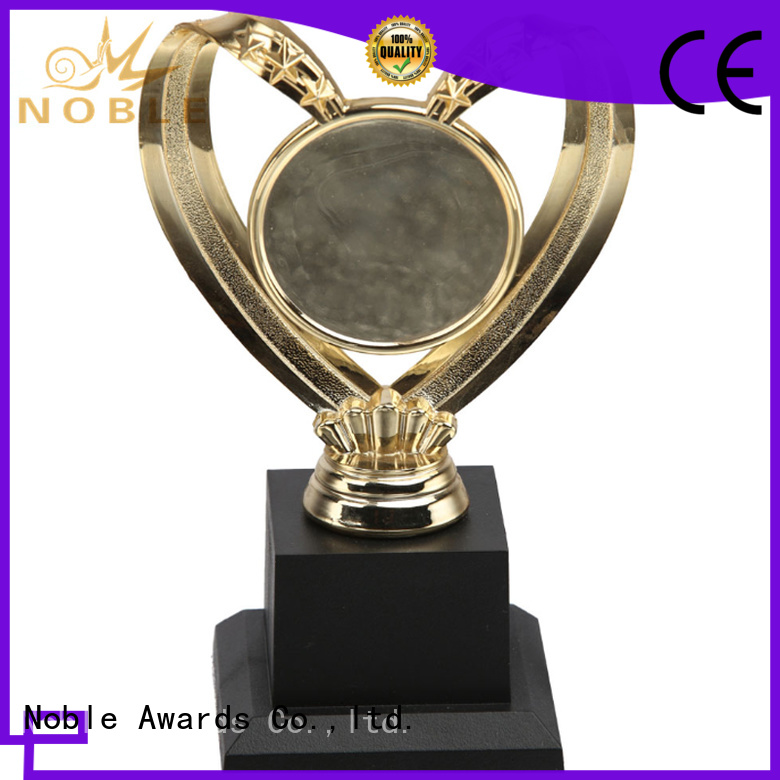 Breathable Custom trophies crystal for wholesale For Awards
